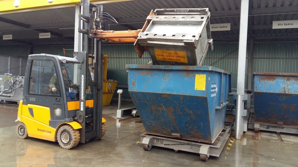 Containerüberdachung verfahrbarer containerstellplatz
NCWFE 100
mobiler containerstellplatz
NCWFE 100 containerstellplatz
CONSTELLMAT NCWFE 100
CONSTELLMAT verfahrbarer containerstellplatz
NCWFE 100 Spänelagerung
NCWFE 100 automatisierte Beschickung
verfahrbarer container mit Staplertaschen
containerstellplatz mobil verschiebbar
containerstellplatz flexibel
containerstellplatz leicht zu positionieren
containerstellplatz steckerfertig
containerstellplatz mit Vordachlagerung
containerstellplatz wetterfest
container sauber lagern
container einfach beschicken
containerwechsel schnell und effizient
Material geschützt vor Regen
Diebstahlschutz für Container
betriebssicherer containerstellplatz
wartungsarm containerstellplatz
verfahrbarer containerstellplatz für Industrie
NCWFE 100 mit automatischer Beschickung
NCWFE 100 Spänelagerung mobil
mobiler containerstellplatz mit Auffangwanne
NCWFE 100 einfach zu positionieren
CONSTELLMAT verfahrbarer containerstellplatz kaufen