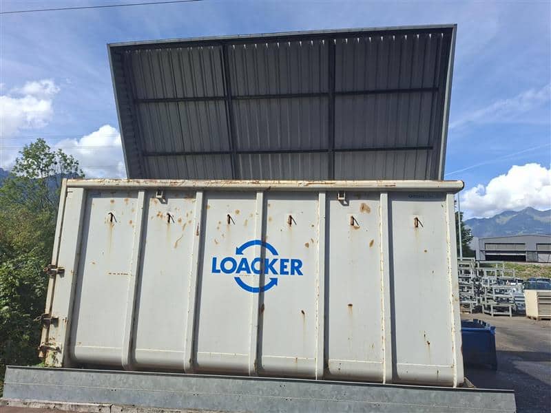 Containerstellplatz ABNWQ 140 für Abrollcontainer mit Auffangwannen nach AwSV