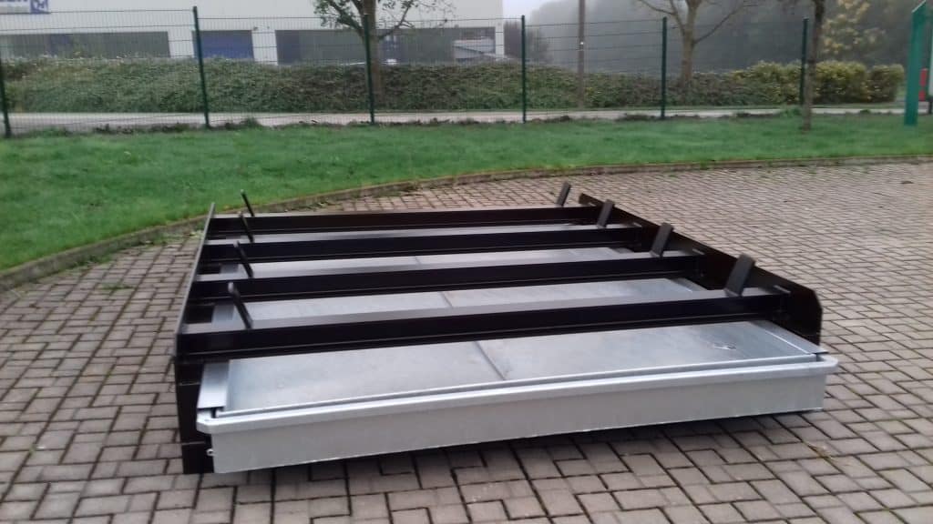 Containerstellplatz CONSTELLMAT für die Vordach- oder Hallenlagerung