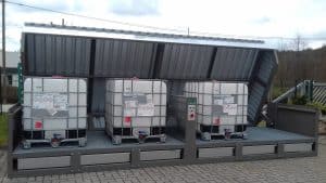 Auffangwannensystem - robust, langlebig & sicher 4 NC 4D 25 HS, IBAG Lagerung, IBC Lagerung, Kleincontainerlagerung, Containerüberdachung, Containerabdeckung, Containerstellplätze, modulare Containerlösungen, überdachte Containerplätze, wetterfeste Containerabdeckung, Industriecontainer Überdachung, robuste Containerüberdachung, mobile Containerabdeckung, Auffangwanne Container, chemikalienbeständige Containerüberdachung, Abfallcontainer Schutzsystem, Recyclingcontainer Überdachung, Entsorgungscontainer Überdachung, Müllcontainer Überdachung, Wertstofflager Überdachung, flexible Containerstellplätze, modulare Überdachungssysteme, IBC Überdachung, IBAG Containerplatz, Kleinstcontainer Überdachung, langlebige Containerabdeckung, Spindelhubantrieb Containerdach, Containerlager System, Wetterschutz Container, Industriecontainer Stellplatz, platzsparende Containerlösungen, effiziente Containerlagerung, Sicherheitscontainer Überdachung